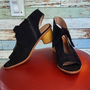 Bernardo Leather Peep Toe Sandals - Luna - 8.5M